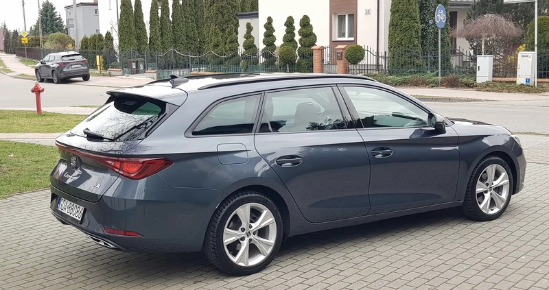 Seat Leon cena 99900 przebieg: 79900, rok produkcji 2020 z Sosnowiec małe 742